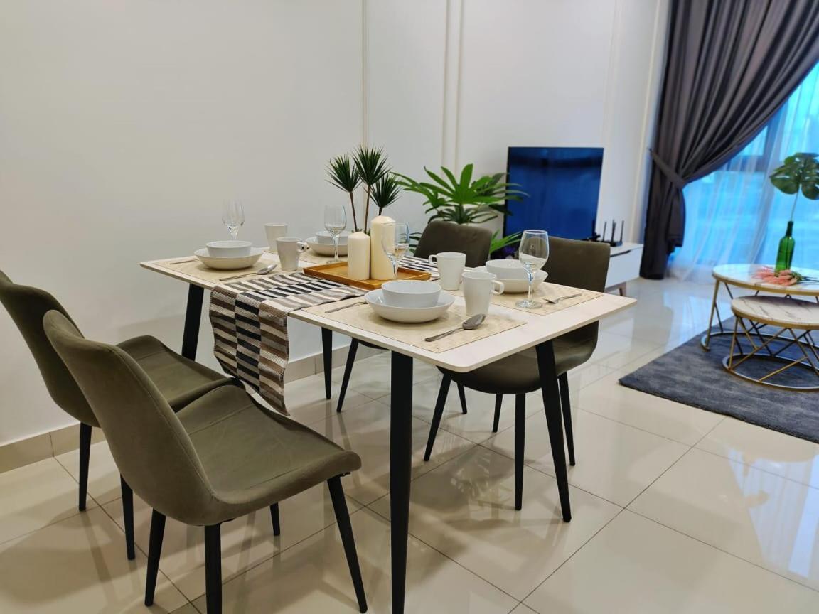 Greenfield Sunway Pyramid 2Room2Bath 6Pax 2C/Park. Petaling Jaya Exterior foto
